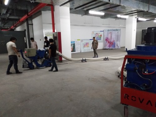 �h����ƺ����C